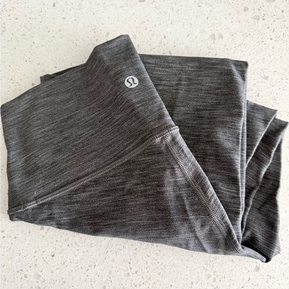 Lululemon Charcoal Graphite Grey Leggings Align High-Rise Pant Size 4